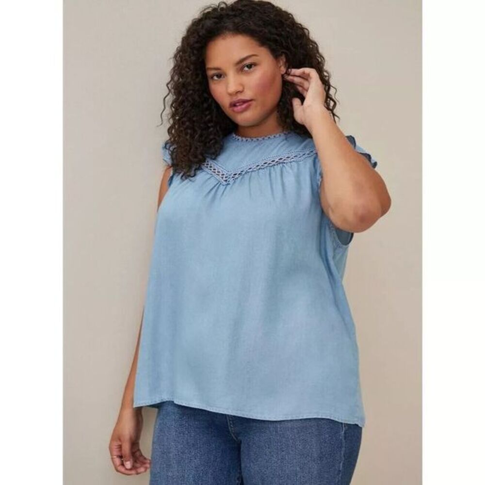 TORRID 3 Plus Flutter Sleeve Chambray Denim Tencel Blouse Shirt Size 3